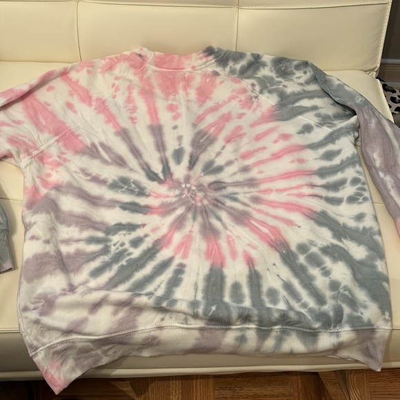 American Eagle Tie dye Rolling Stones tongue logo sweatshirt ladies XS - Picture 4 of 4